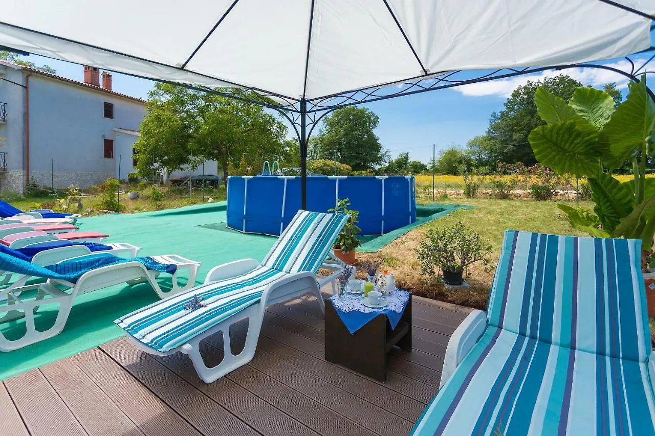 Apartments Valoda Nedescina